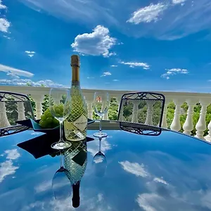 Janja Apartament
